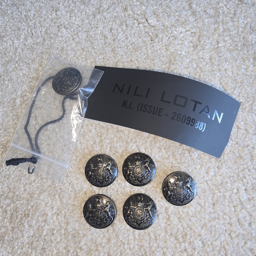 Nili Lotan Lot Of 6 Loose Buttons With British Coat Of Arms Emblem